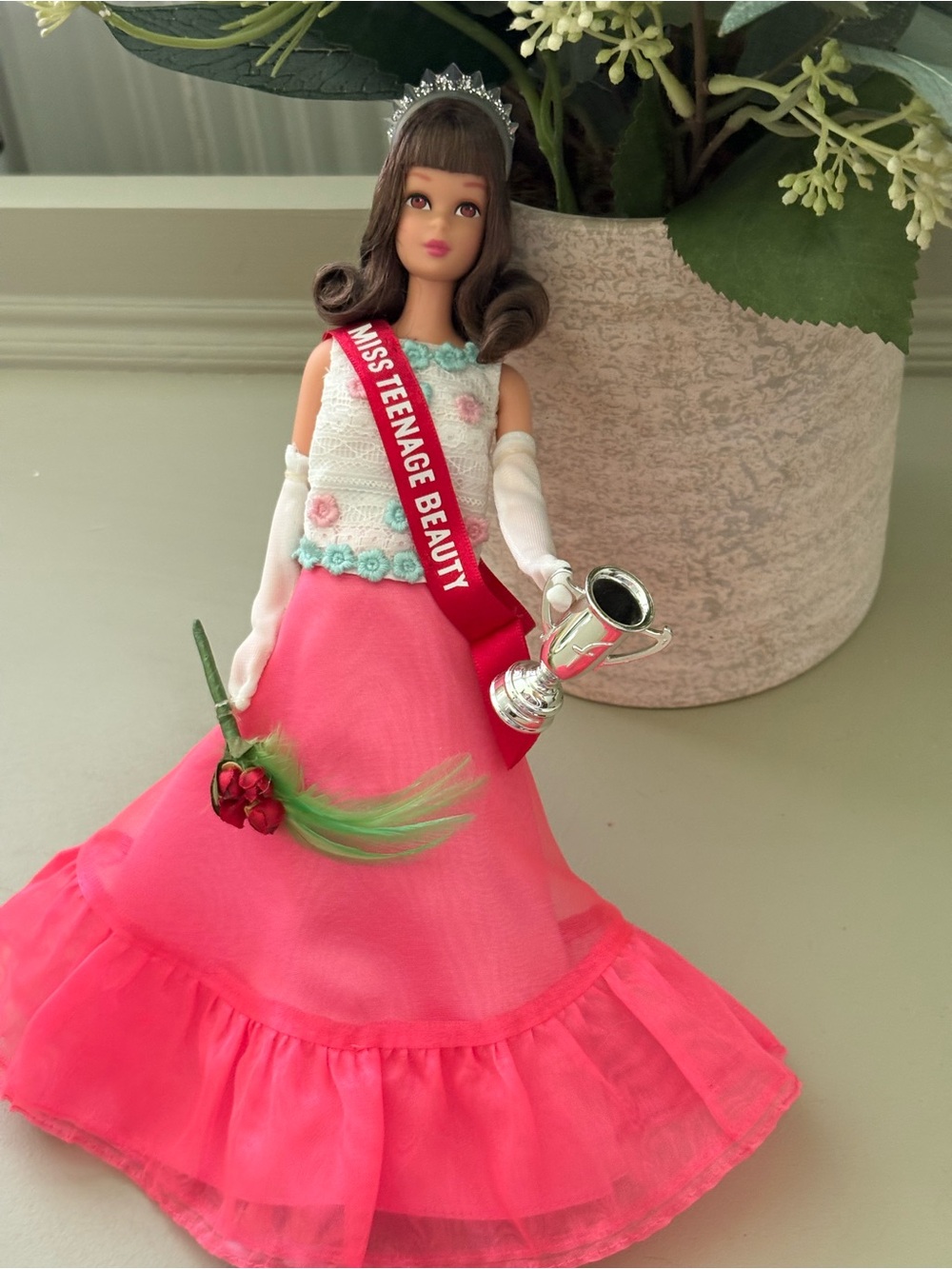 50th Anniversary Francis "Miss Teenage Beauty" - Picture 5 of 9